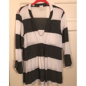 Ella Moss v-neck stripped top